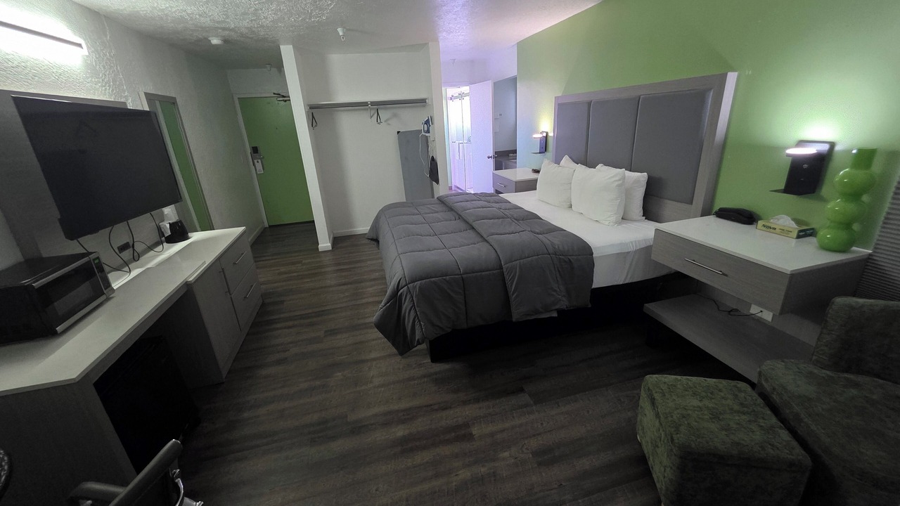 Photo of Bedroom in Westside Santa Cruz