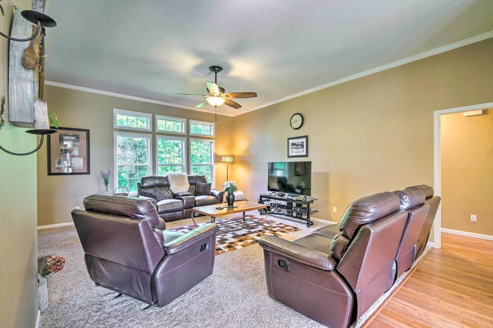 Photo of Bedroom in Nixa