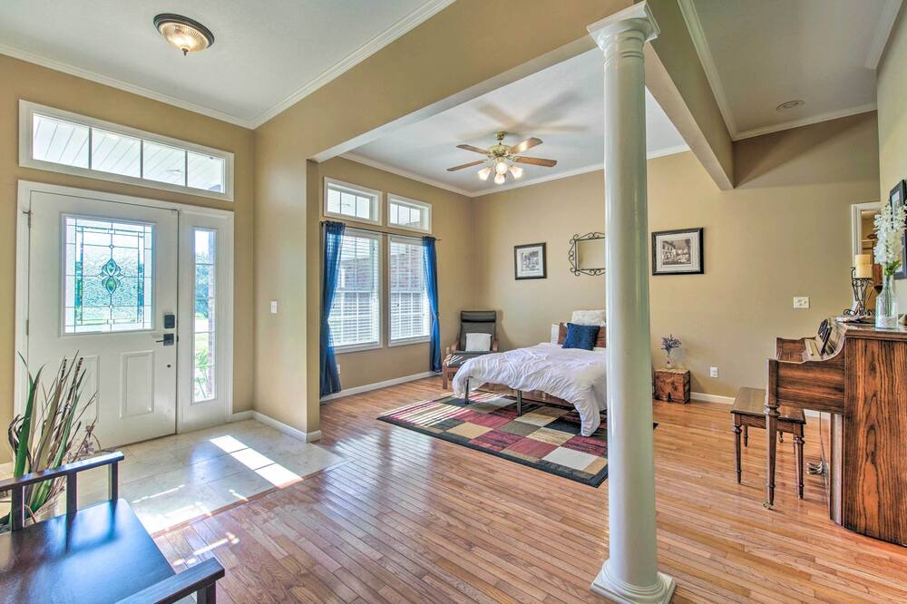 Photo of Bedroom in Nixa