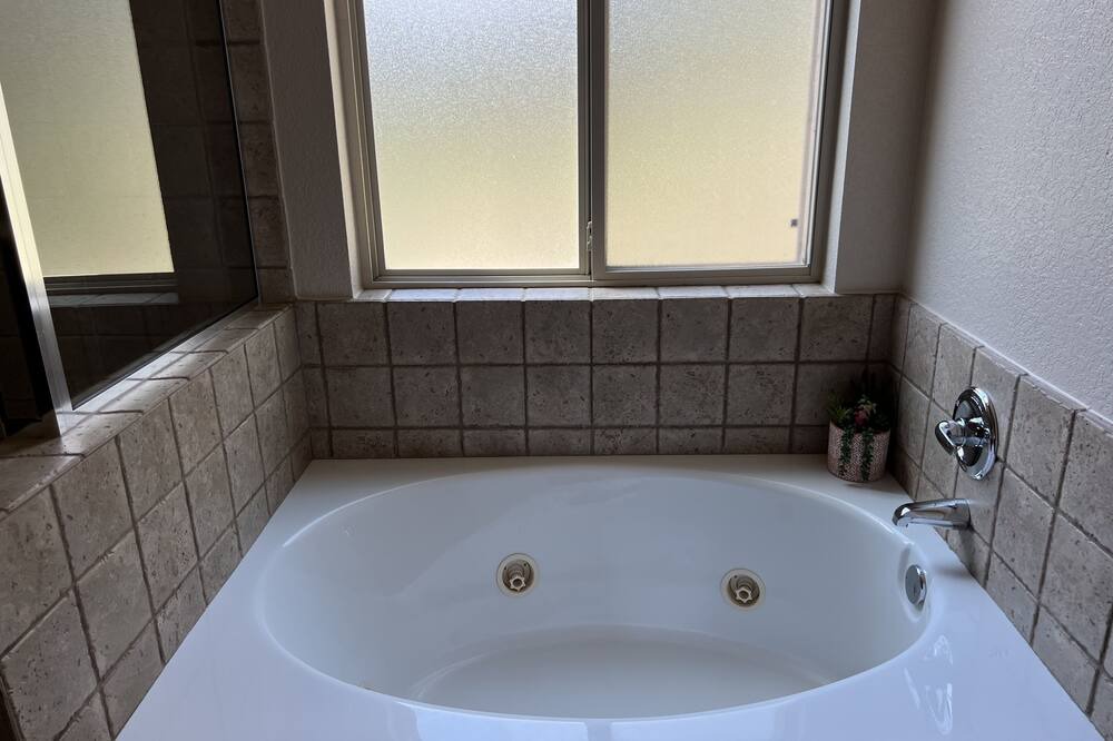 Photo of Bathroom in Brownwood
