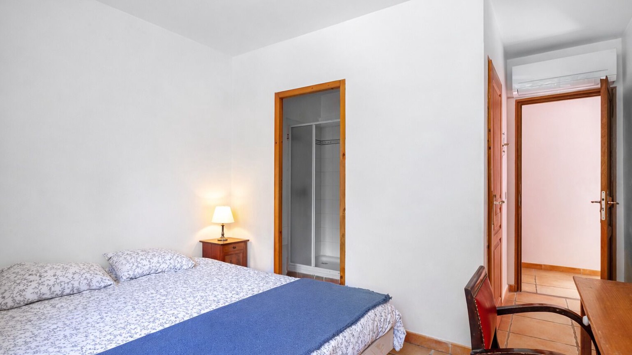 Photo of Bedroom in Cabasse