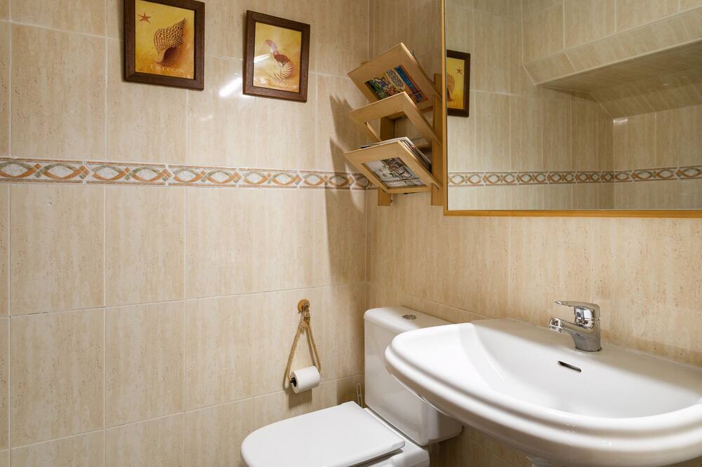 Photo of Bathroom in Monte Faro