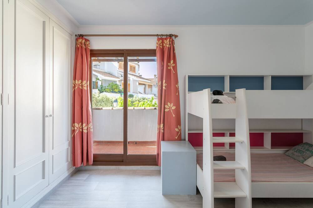Photo of Bedroom in Monte Faro