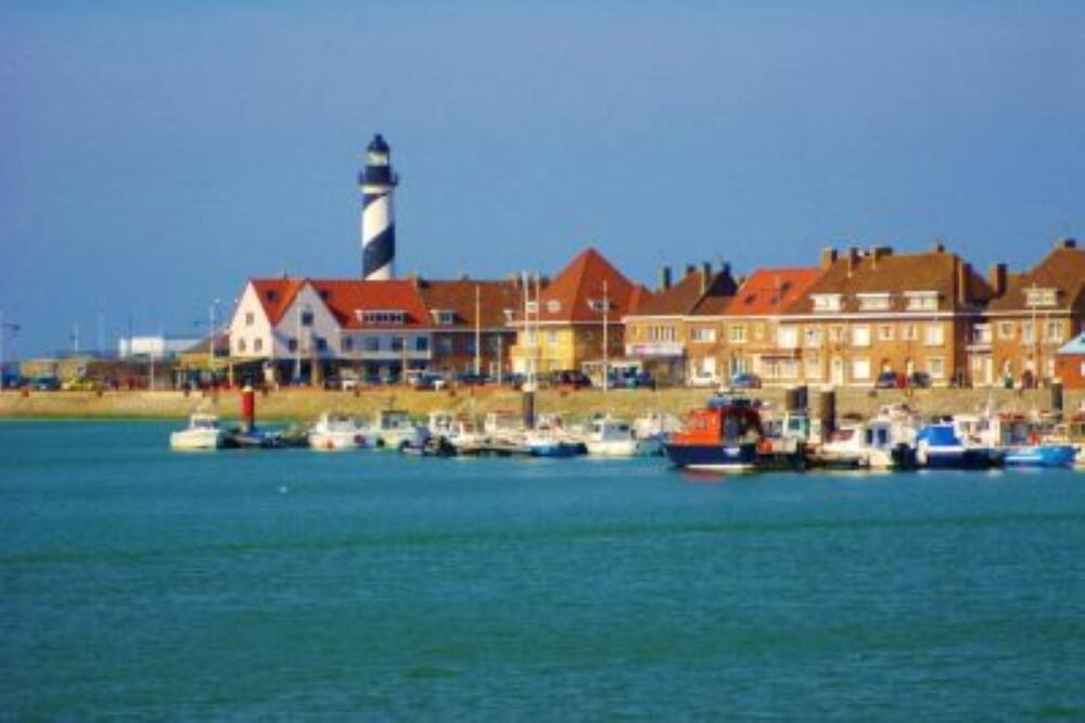 Photo of Others in Petit-Fort-Philippe