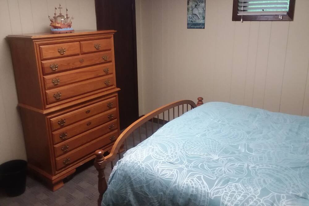 Photo of Bedroom in Port Allegany