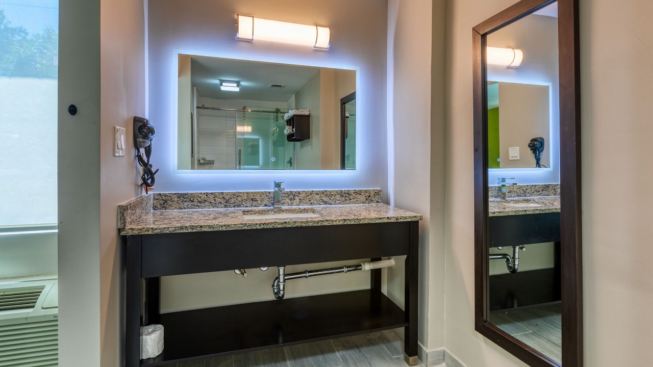 Photo of Bathroom in Marietta