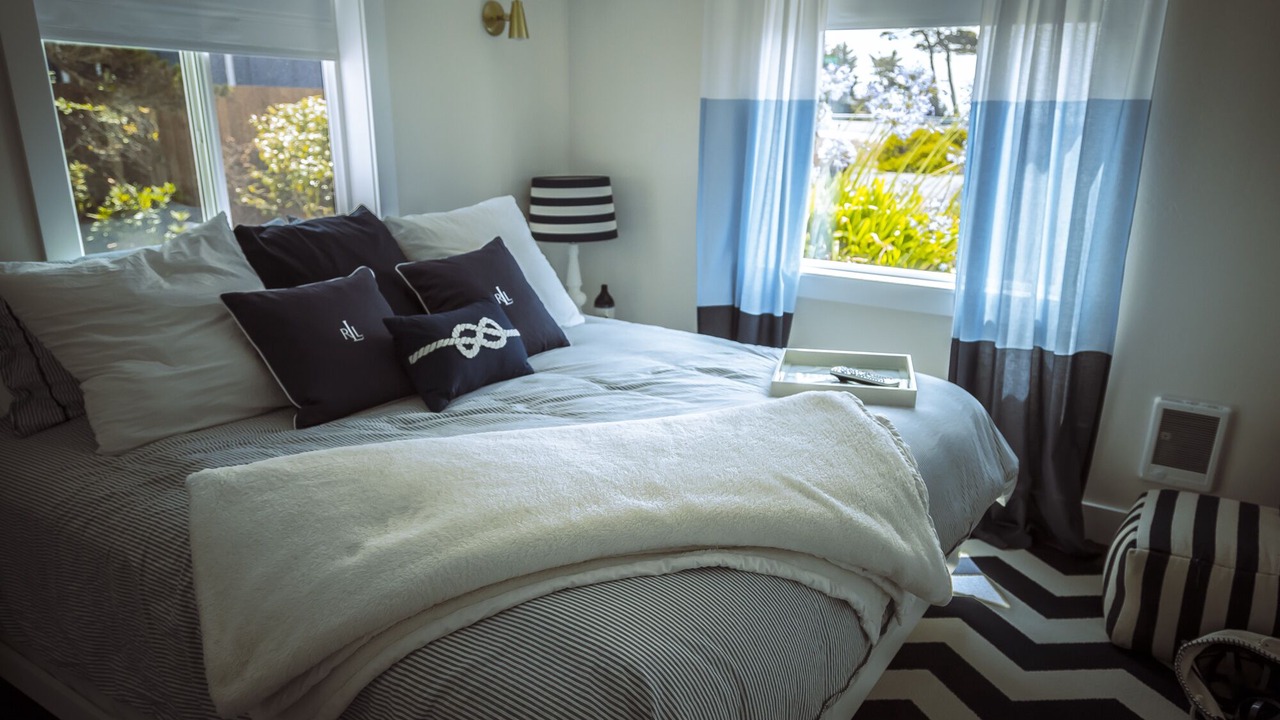 Photo of Bedroom in Crescent City North