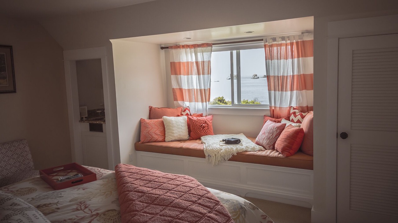 Photo of Livingroom in Crescent City North