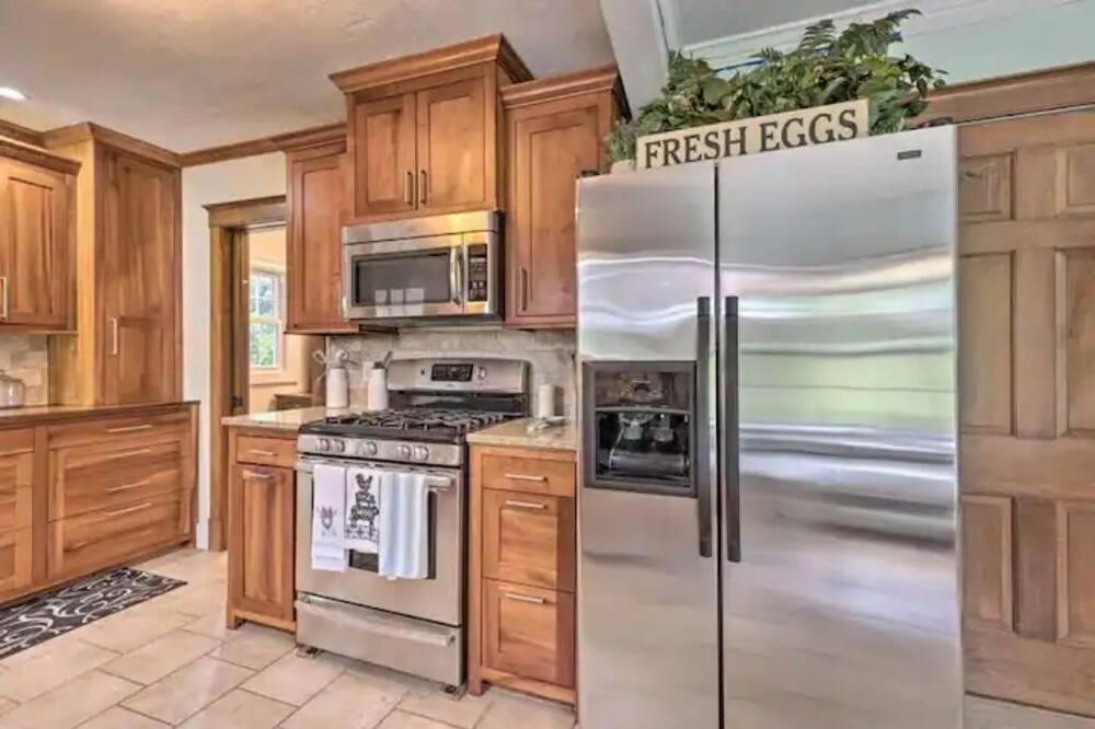 Photo of Kitchen in Cabool