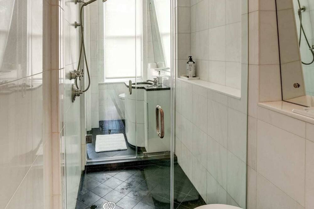 Photo of Bathroom in U Street Corridor