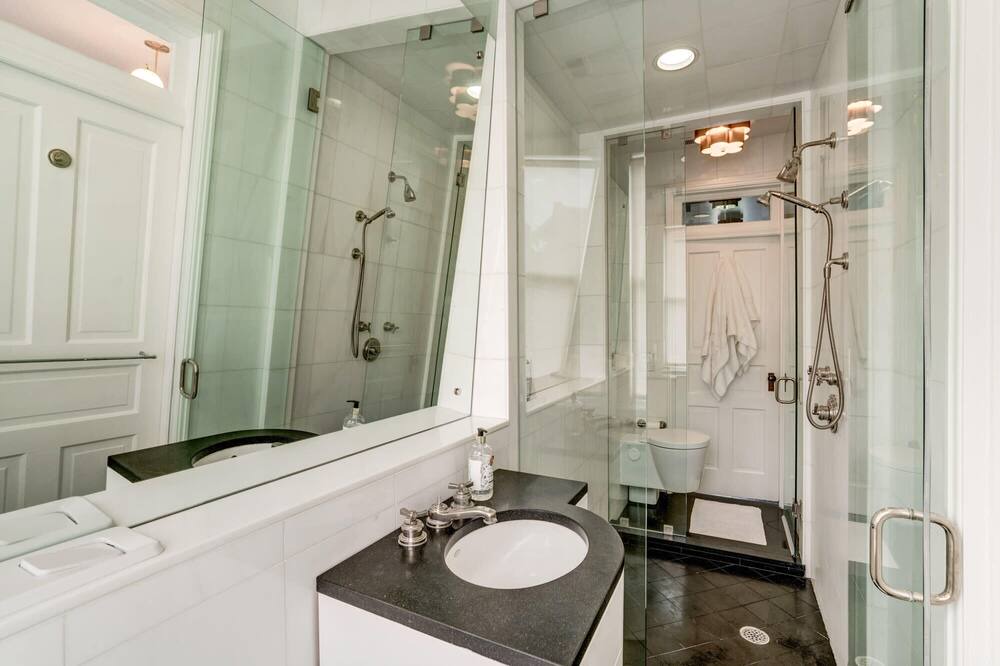 Photo of Bathroom in U Street Corridor