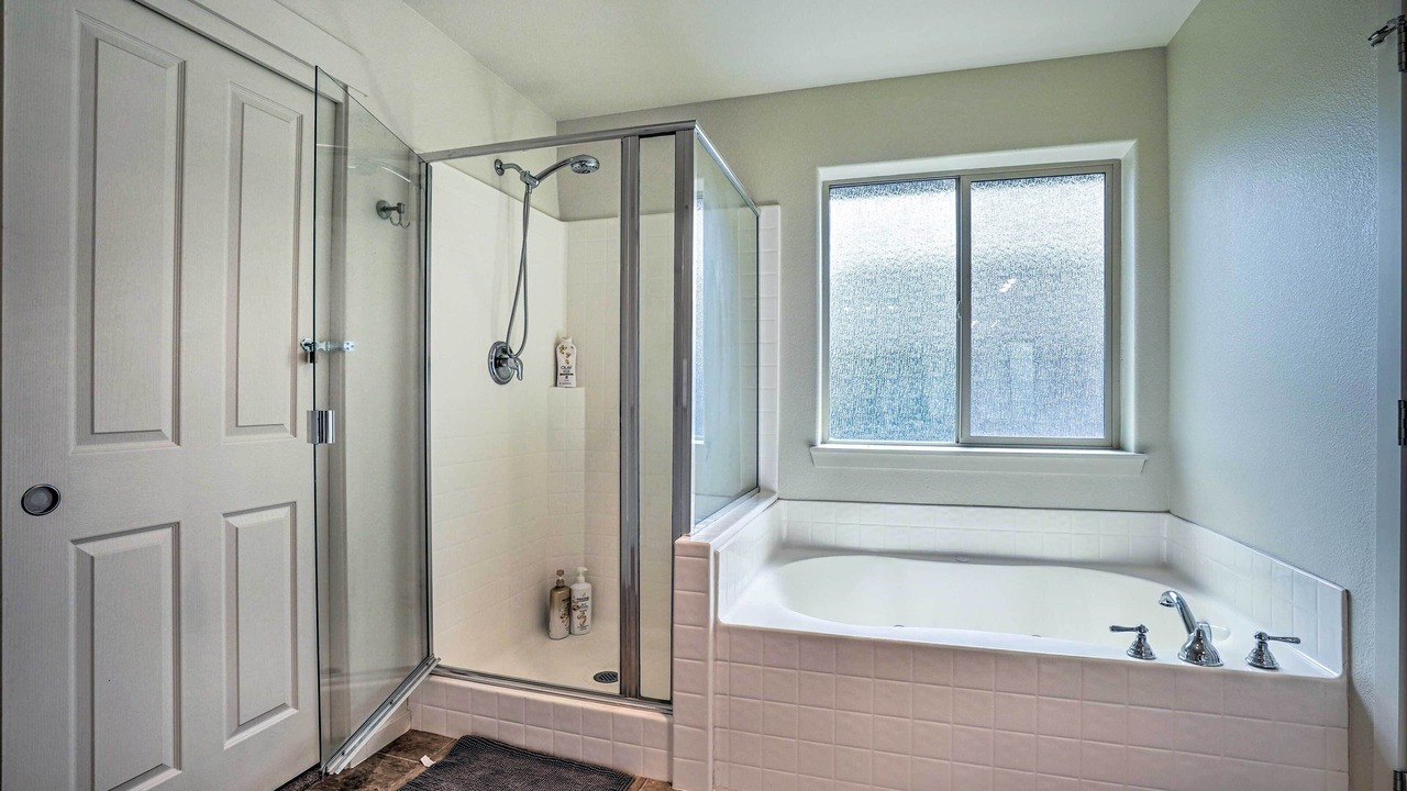 Photo of Others in Larkspur