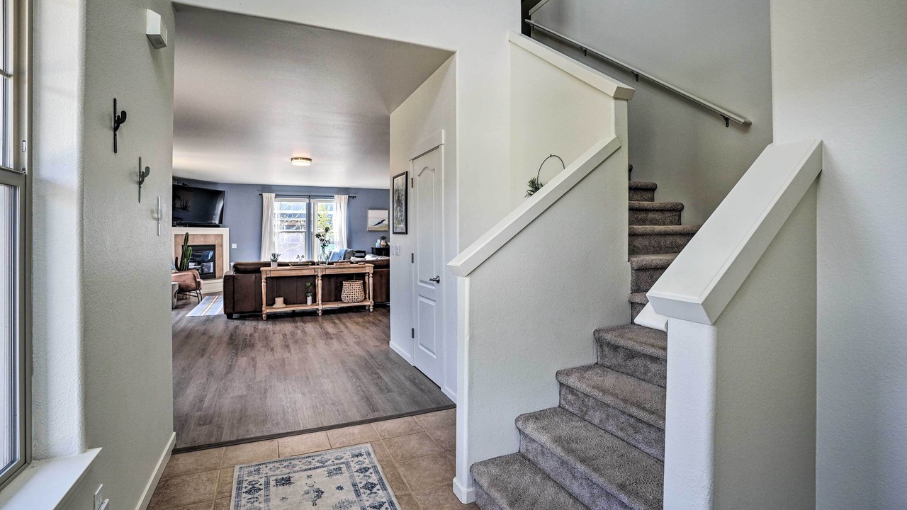 Photo of Others in Larkspur