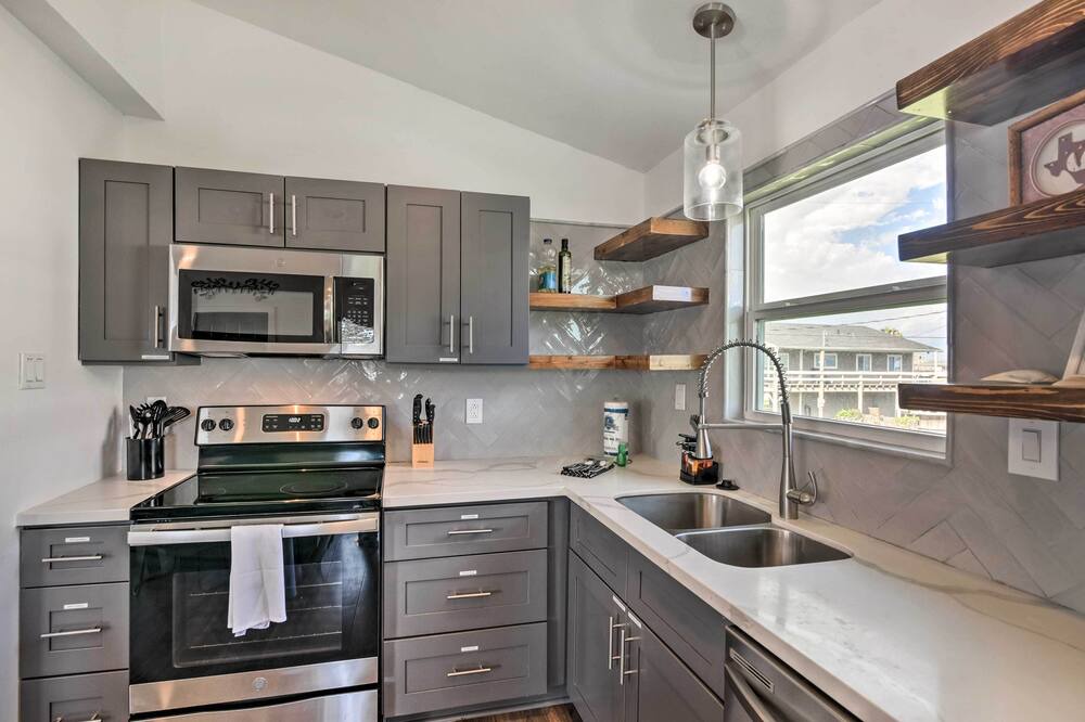 Photo of Kitchen in Galveston