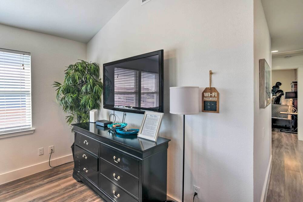Photo of Bedroom in Galveston