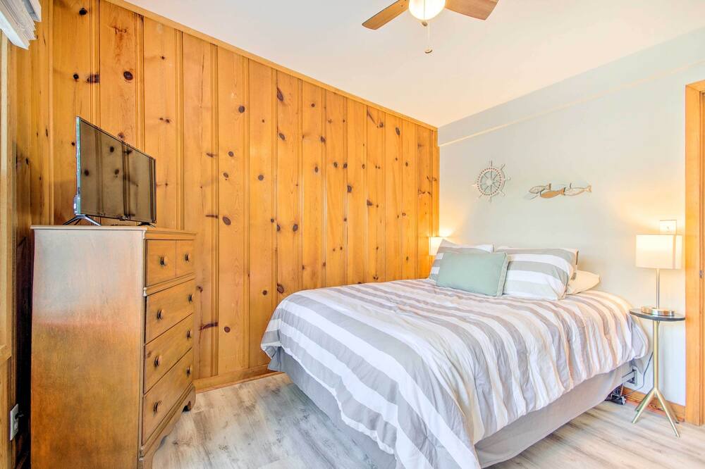 Photo of Bedroom in Lake Ozark