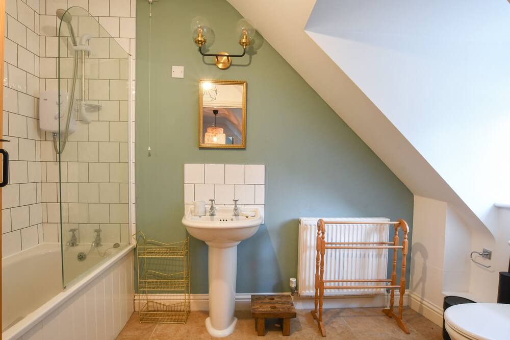 Photo of Bathroom in Blythburgh