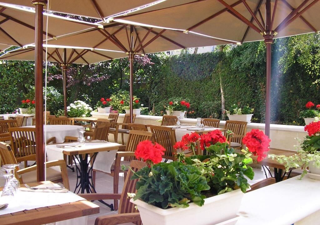 Photo of Patio Balcony in Neufchatel-en-Bray