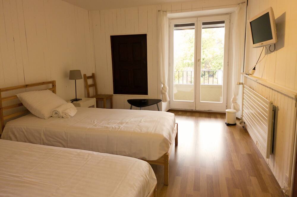 Photo of Bedroom in Mies