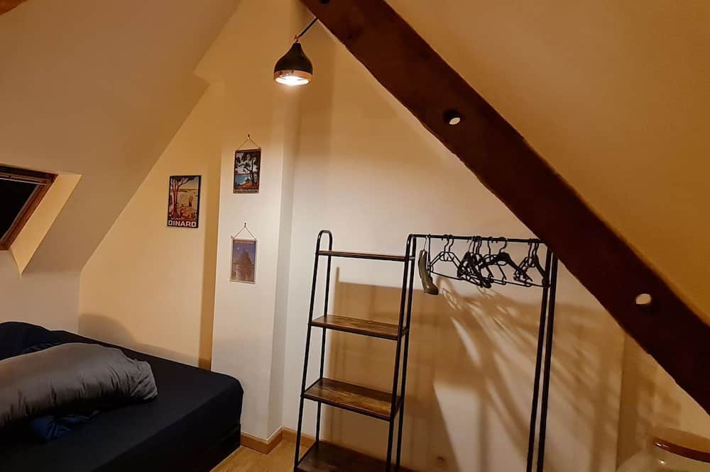 Photo of Bedroom in Saint-Pierre-de-Plesguen