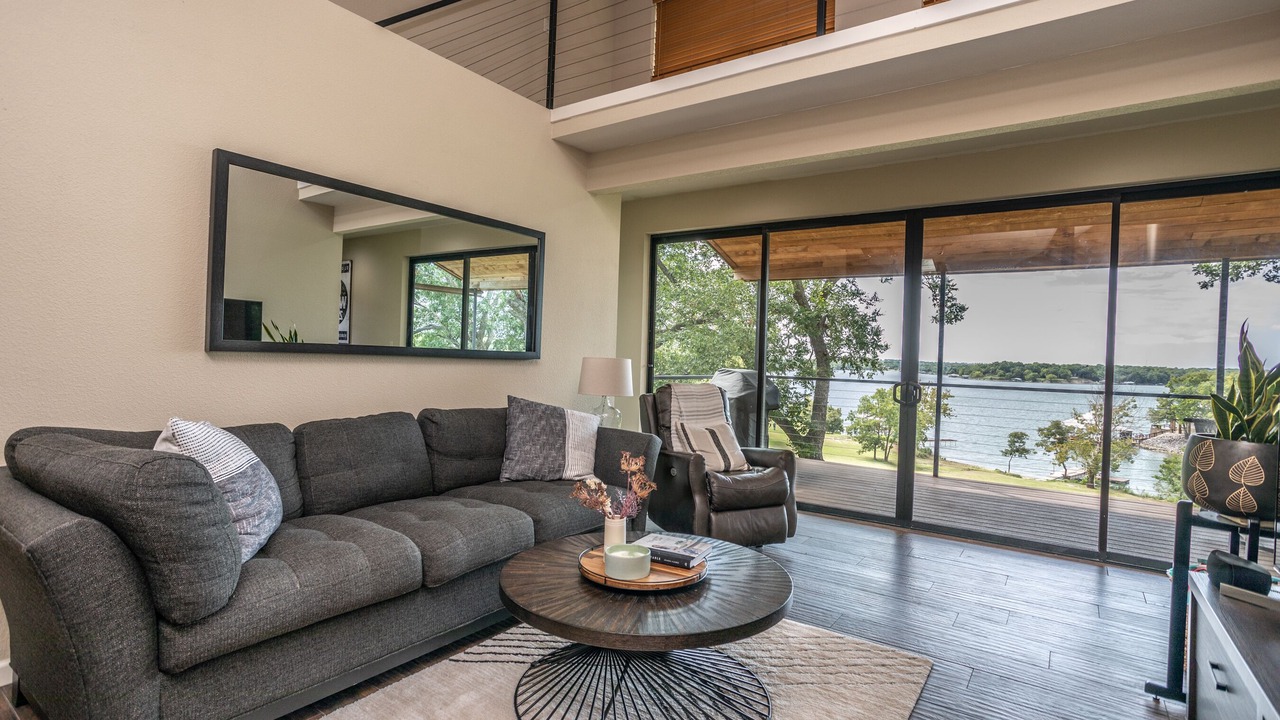 Photo of Livingroom in Gainesville