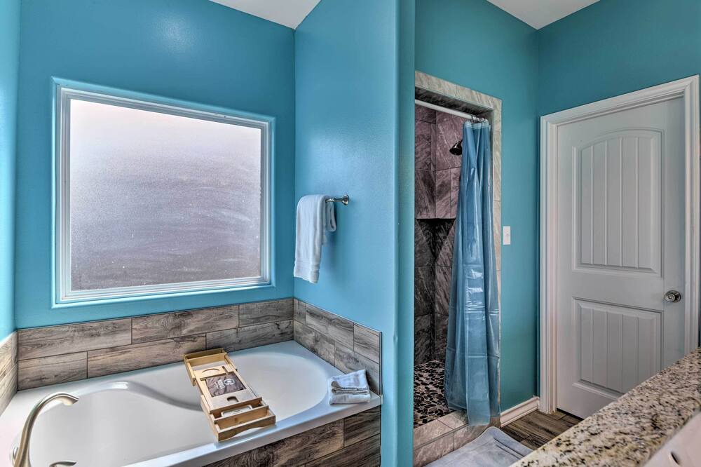 Photo of Bathroom in Aransas Pass