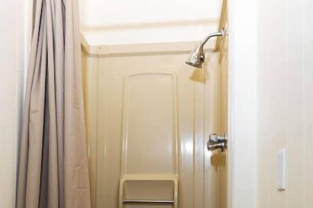 Photo of Bathroom in Lindale