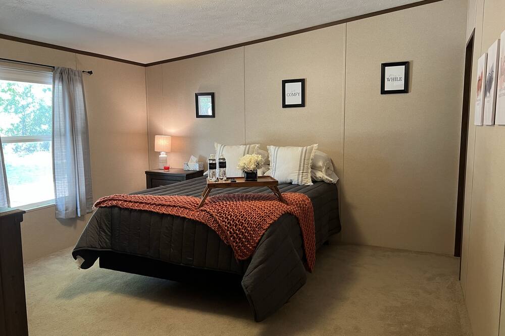 Photo of Bedroom in Waynoka