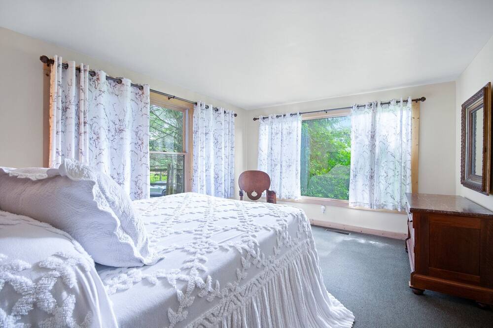 Photo of Bedroom in Layton