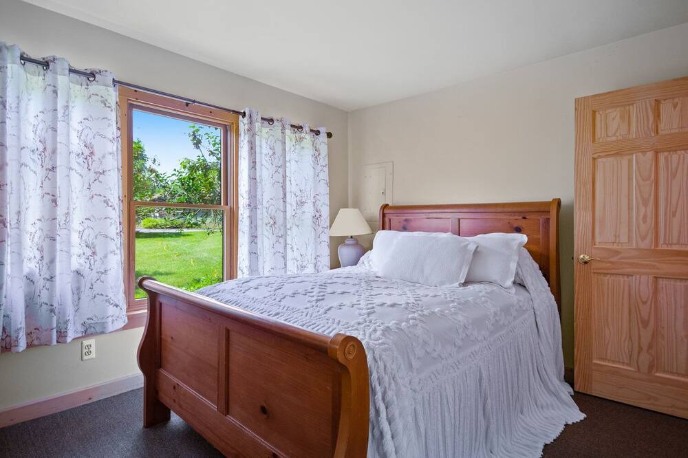 Photo of Bedroom in Layton