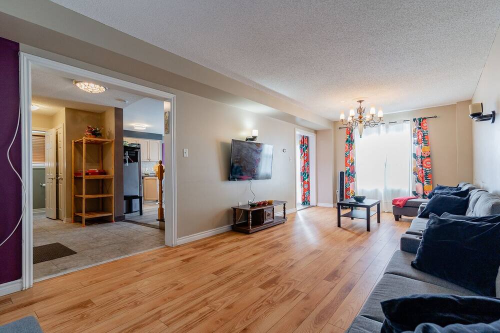 Photo of Livingroom in Barrie