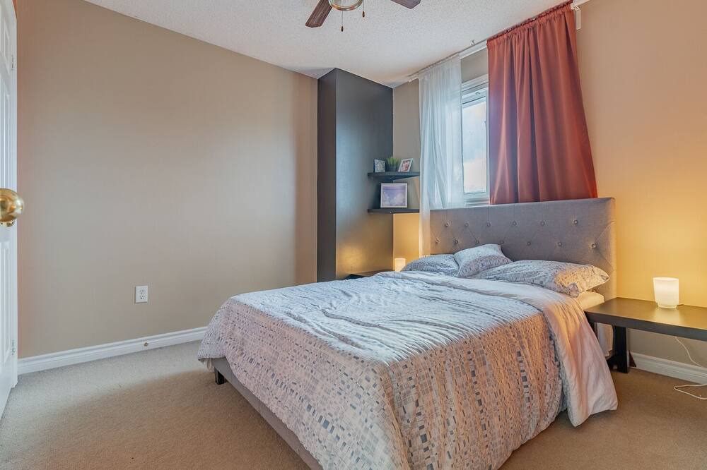 Photo of Bedroom in Barrie