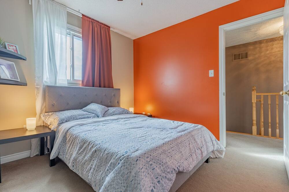 Photo of Bedroom in Barrie