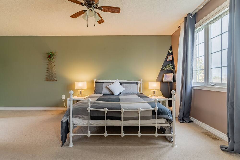 Photo of Bedroom in Barrie