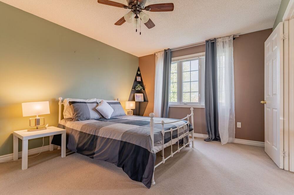 Photo of Bedroom in Barrie