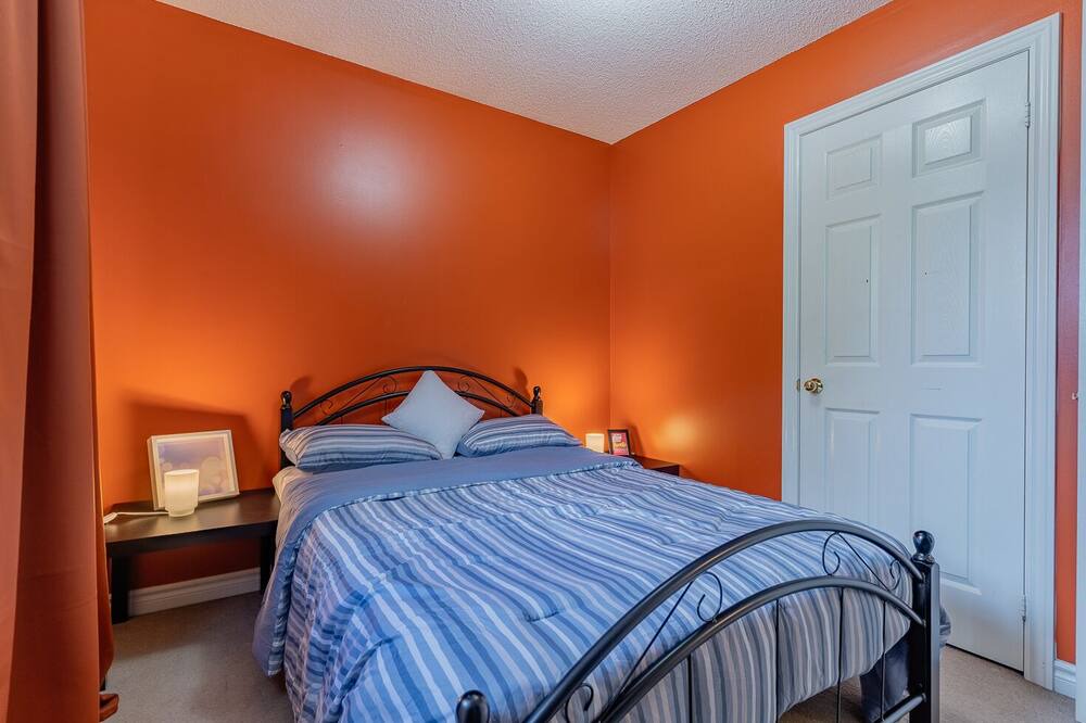Photo of Bedroom in Barrie