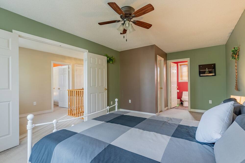 Photo of Bedroom in Barrie
