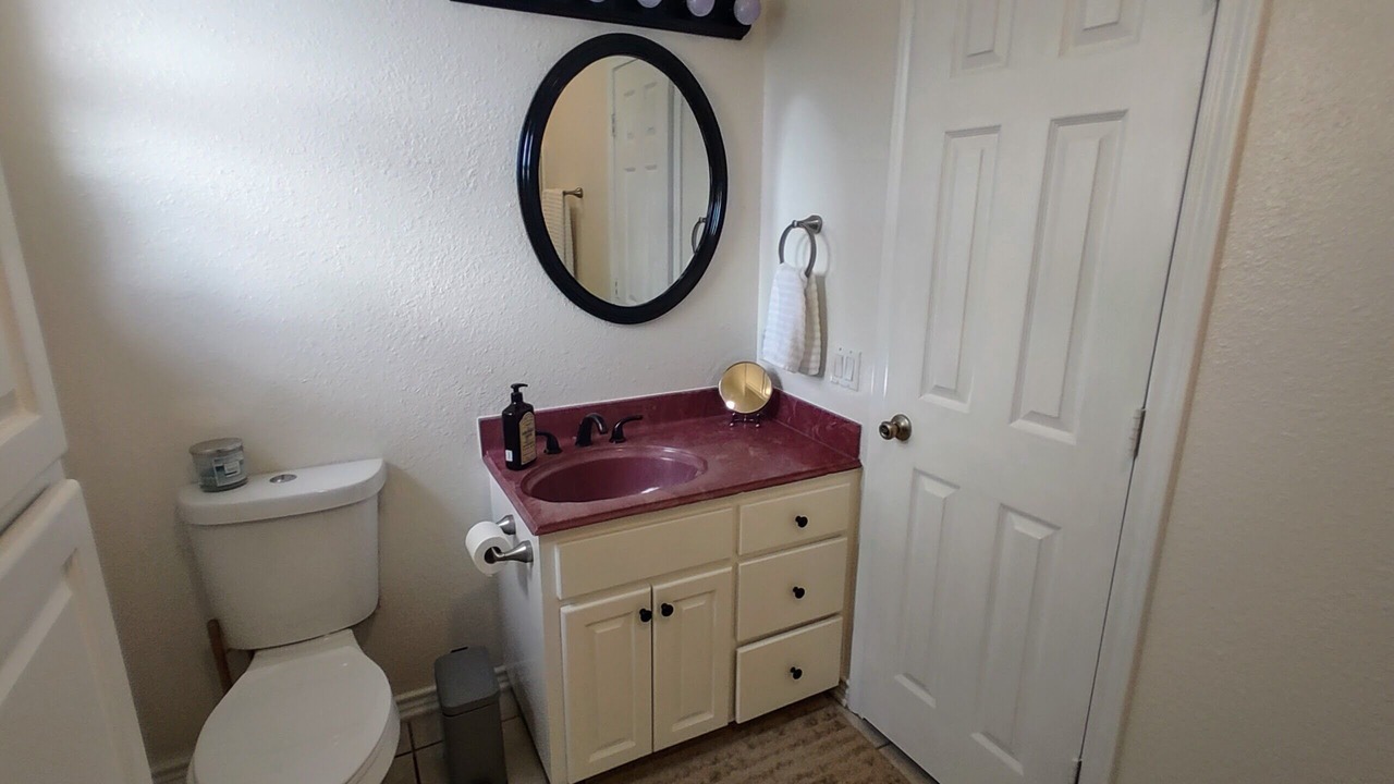 Photo of Bathroom in Commerce