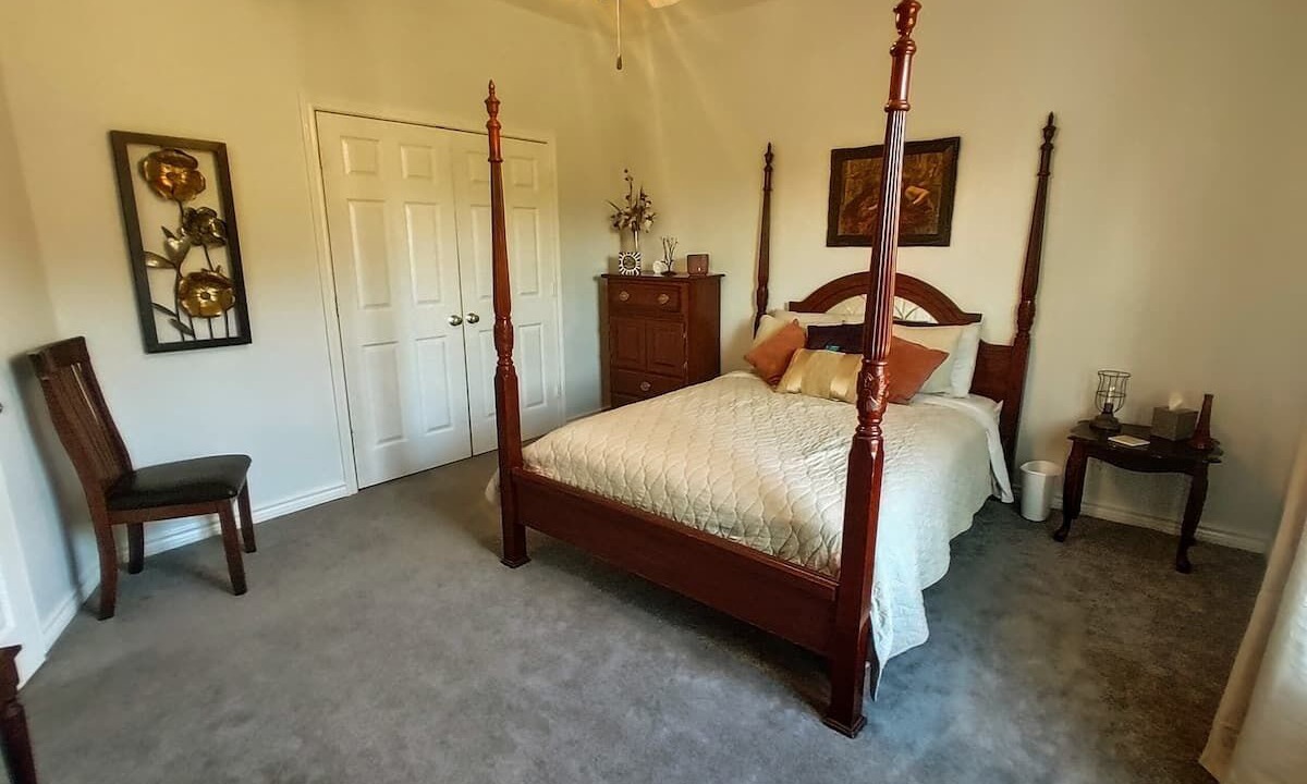 Photo of Bedroom in Commerce