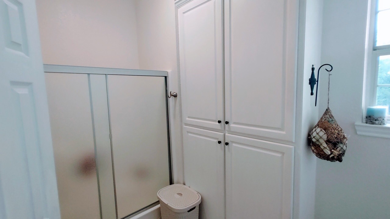 Photo of Bathroom in Commerce