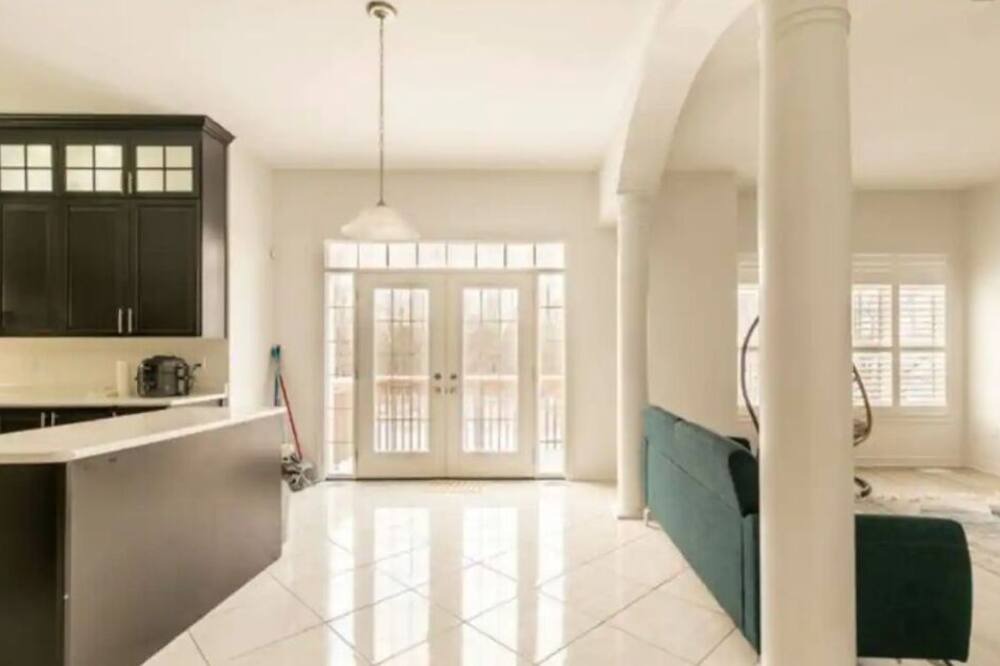 Photo of Bedroom in Oshawa
