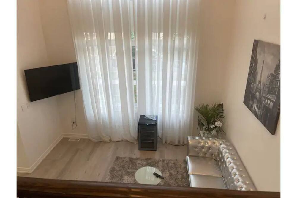 Photo of Bedroom in Oshawa