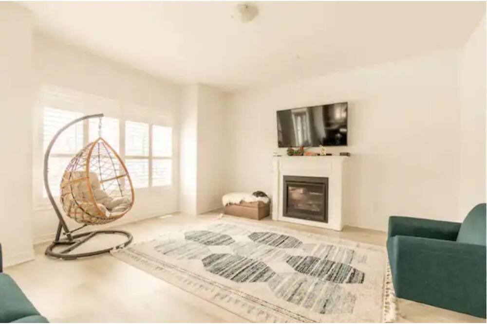 Photo of Bedroom in Oshawa