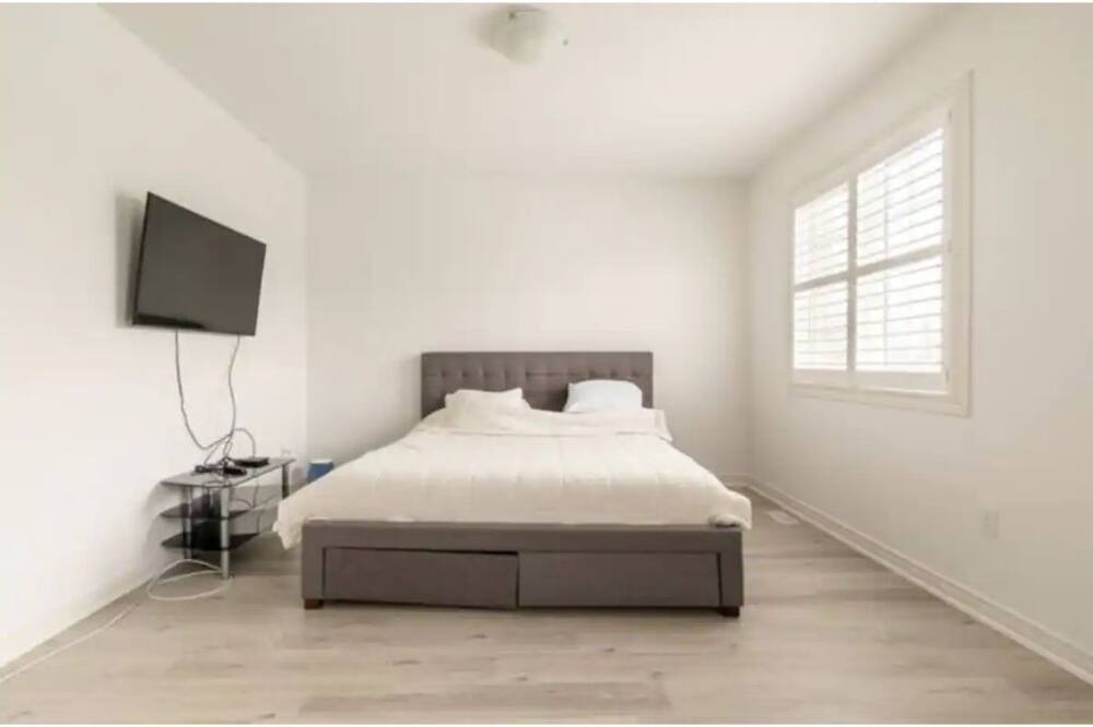 Photo of Bedroom in Oshawa