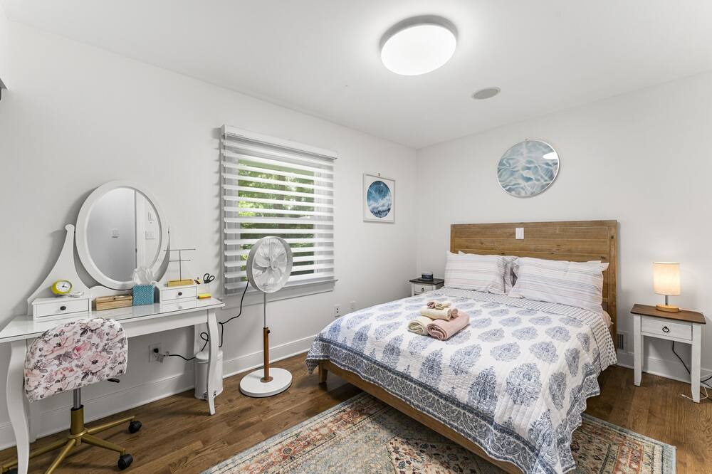 Photo of Bedroom in Lavista Park