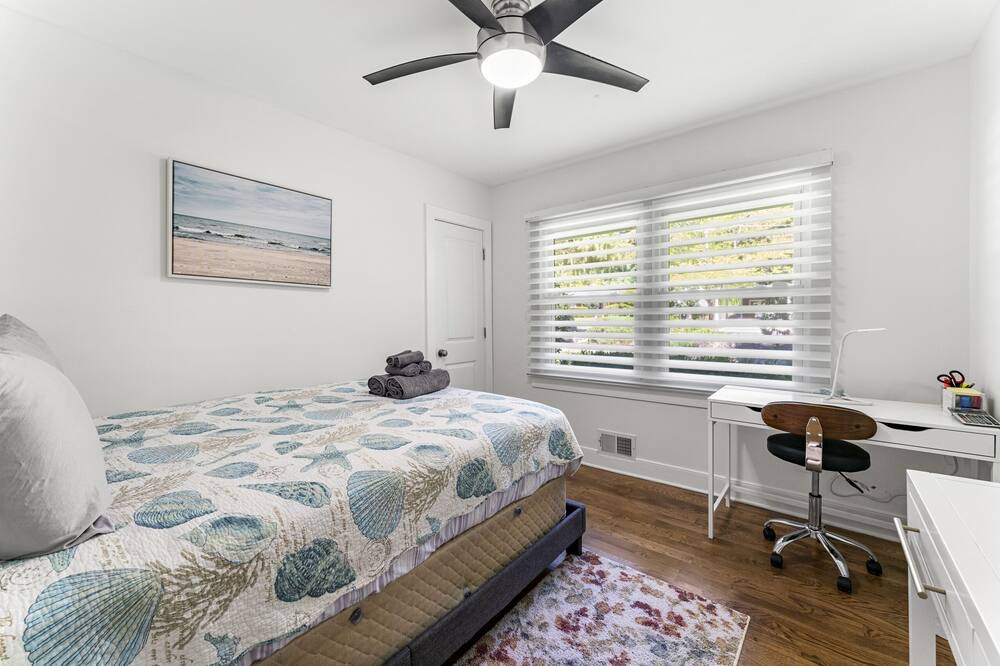 Photo of Bedroom in Lavista Park