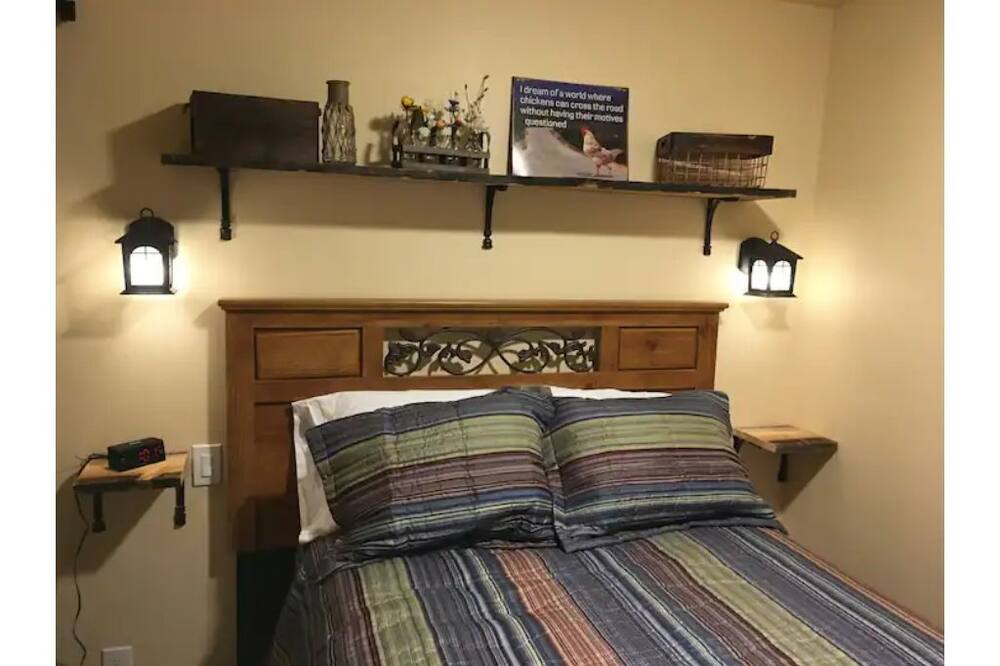 Photo of Bedroom in Evergreen