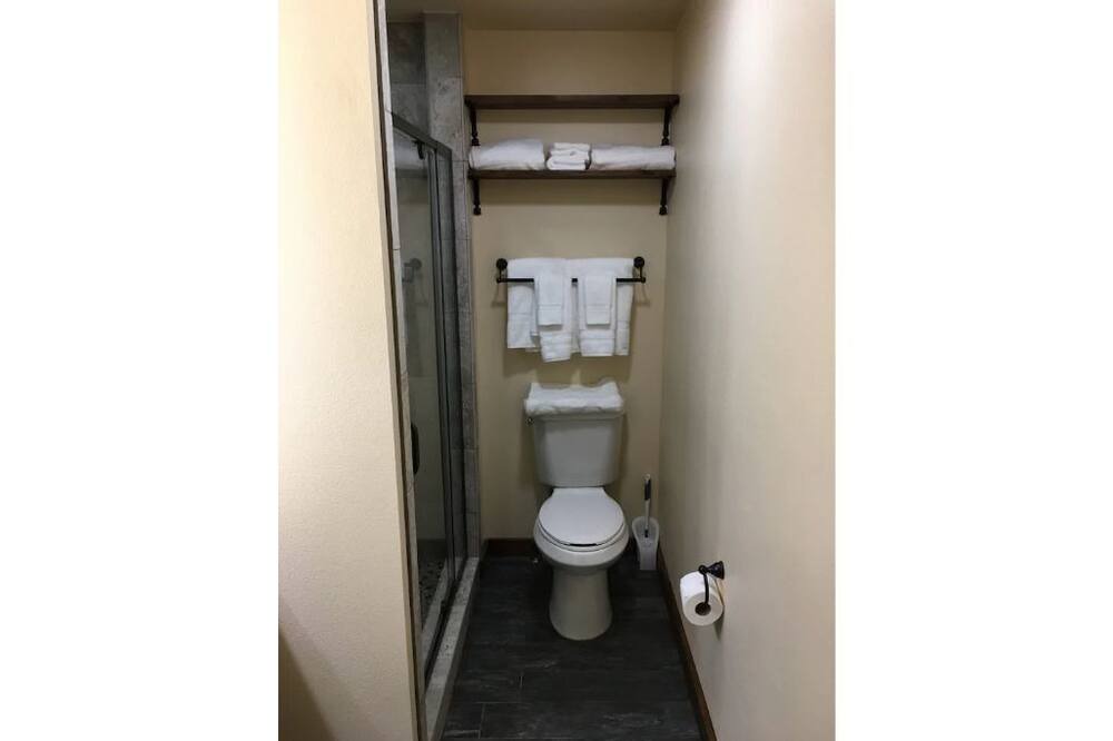 Photo of Bathroom in Evergreen