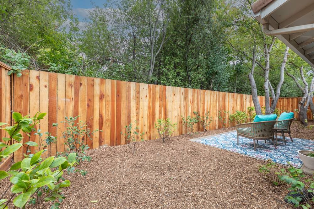 Photo of Others in St. Helena