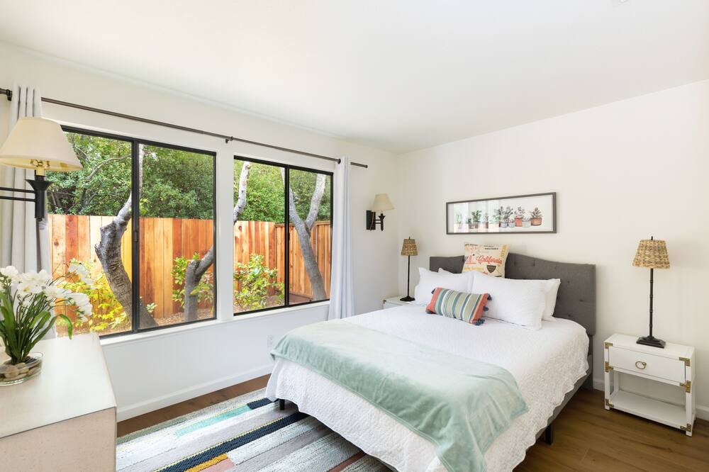 Photo of Others in St. Helena